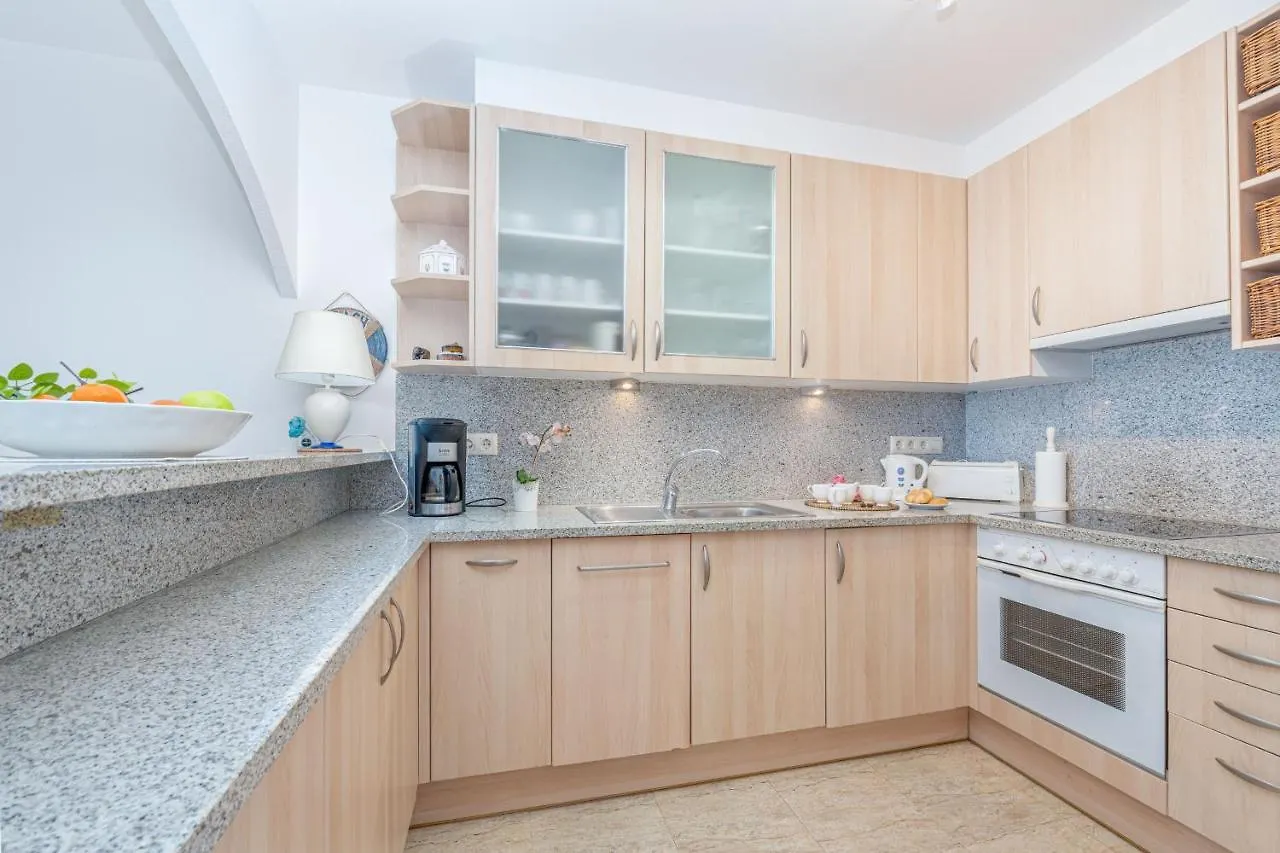 Apart-Rent Apartamento Mirablau 0085 Empuriabrava 0*,  Spain
